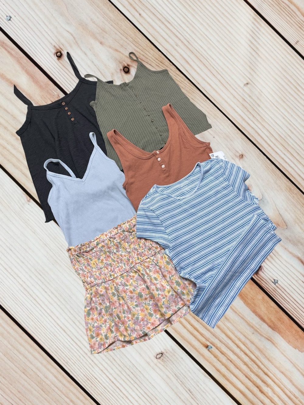 American Eagle S lot of 6 tops